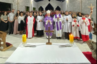 NOVAS COMUNIDADES DA DIOCESE SE REÚNEM PARA CELEBRAR A EUCARISTIA